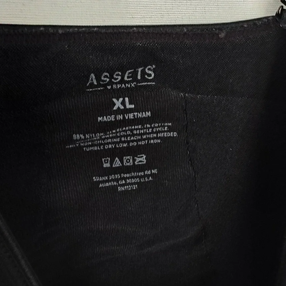 Assets by‎ Spanx Black Full Body Slimming Bodysuit Tank Style Shorts Style XL